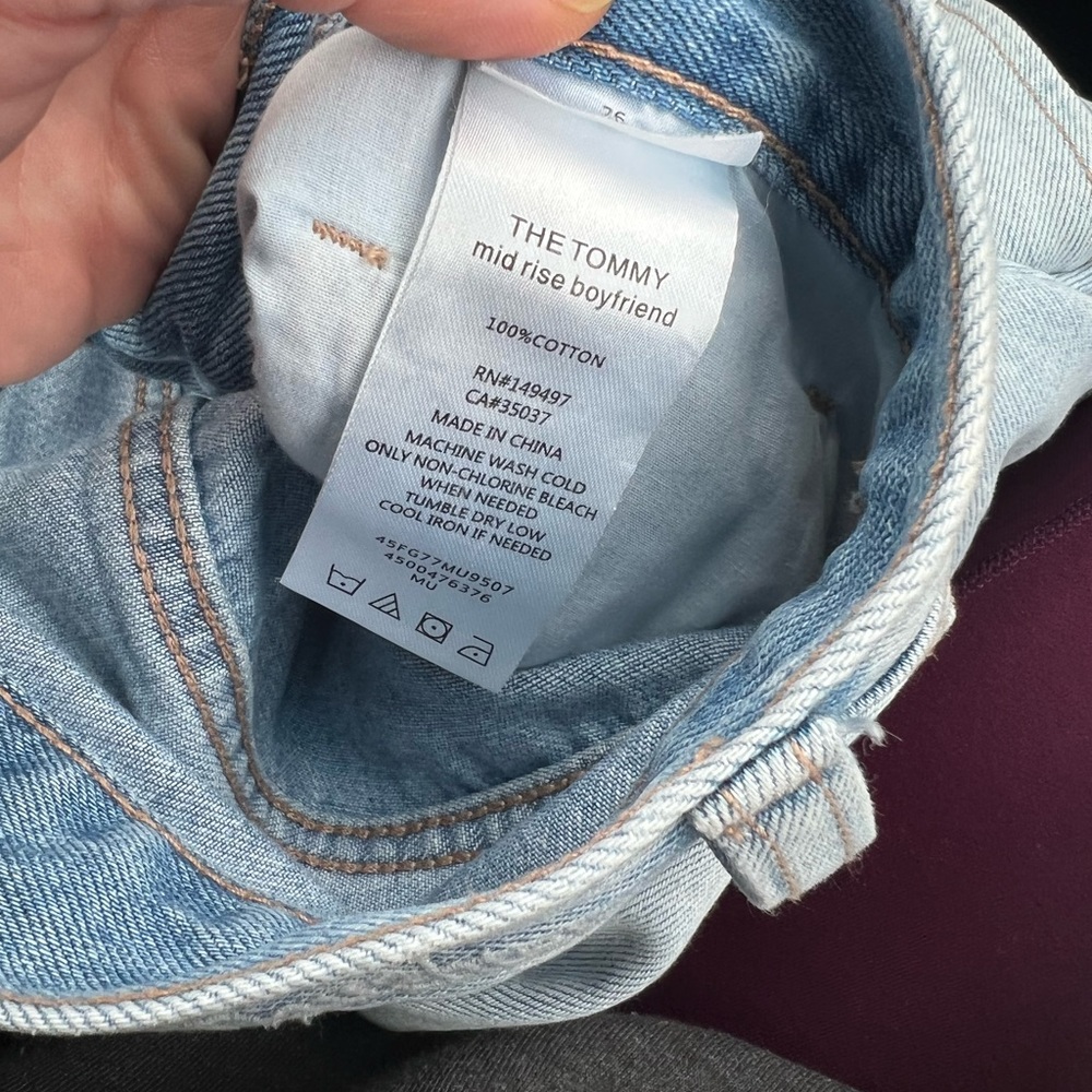 Favorite Daughter The Tommy Mid Rise Boyfriend Jeans in Munich Distressed Sz 26 - Picture 6 of 9